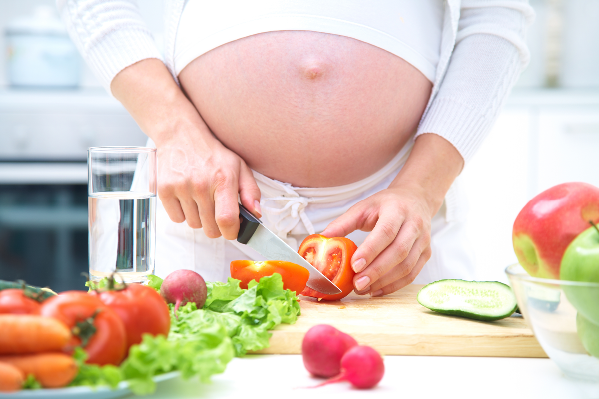 Giai đoạn mang thai tháng thứ 9, mẹ bầu nên tăng cường ăn rau củ