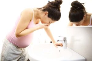 cách nhận biết có thai sớm khi bị buồn nôn