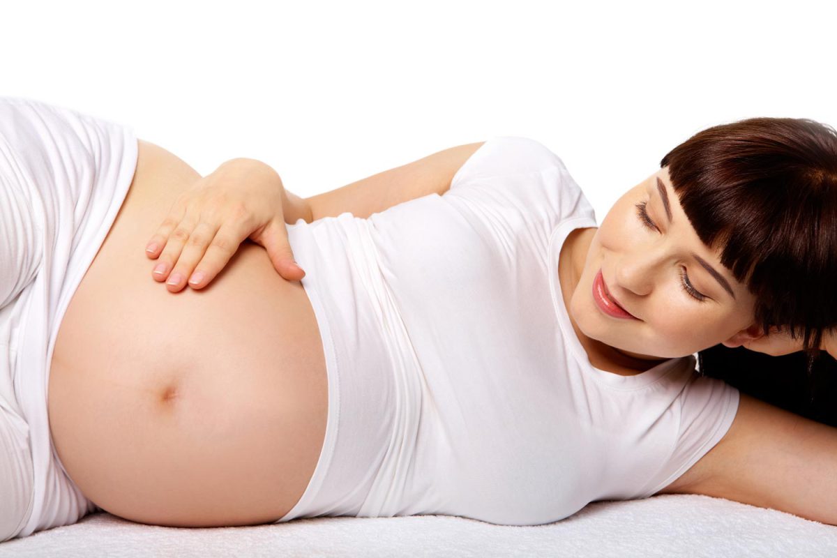 Mẹ bầu dễ tăng cân là một dấu hiệu đang mang thai bé gái